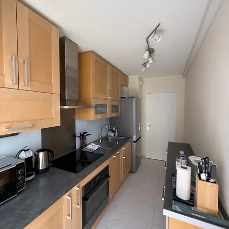 En Bord De Apartment Antibes